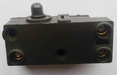マイクロ電力スイッチ、黒い円形の帽子の押しボタンの電源スイッチAC